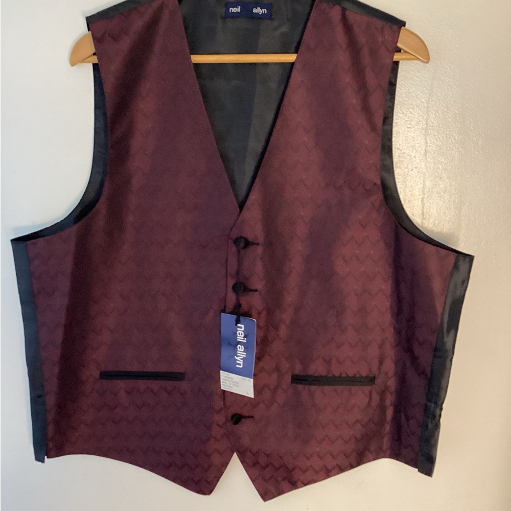 Burgundy Vest L
